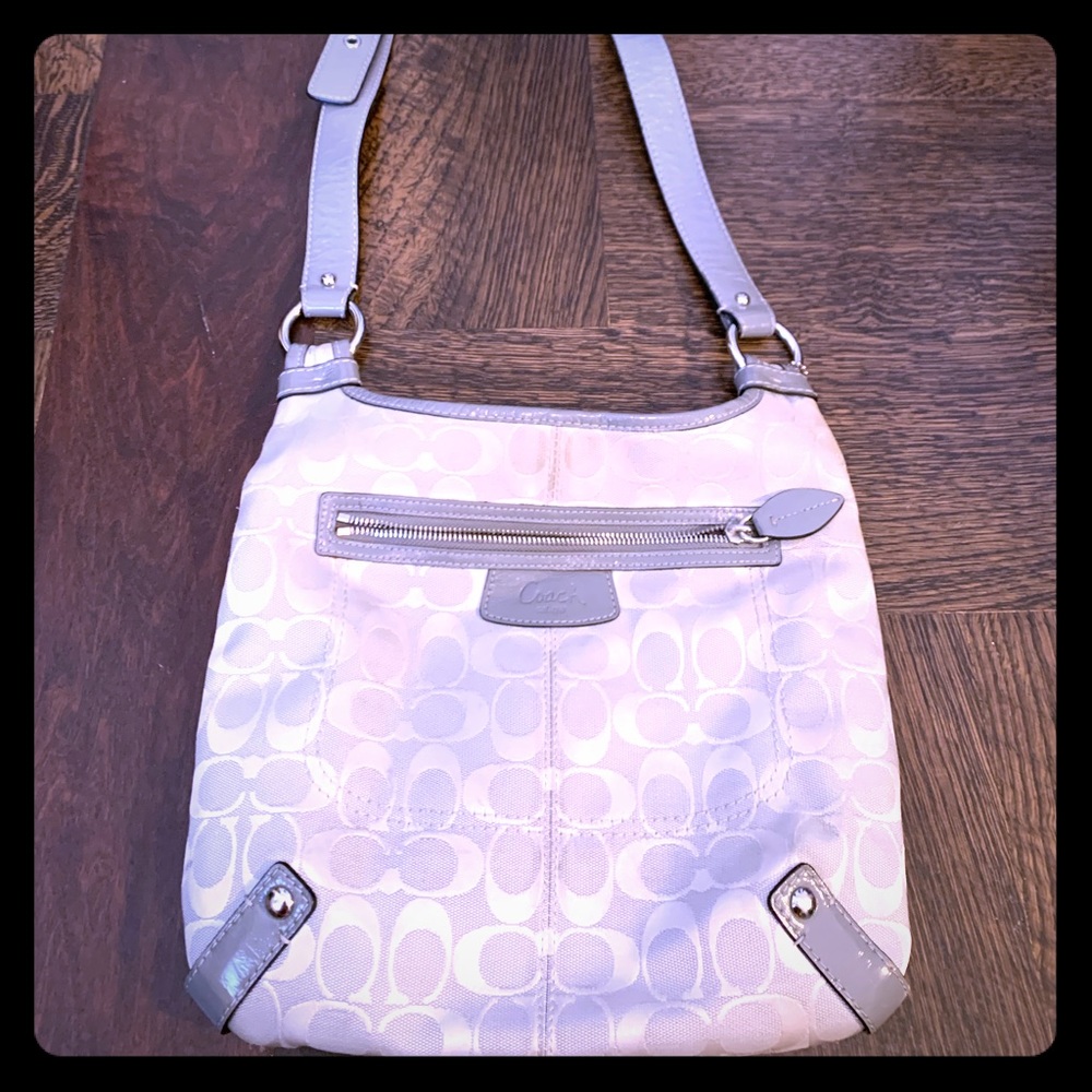 Coach purse (cross body)